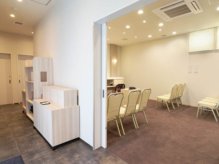 小さなお葬式 岸和田額原町ホールエントランス