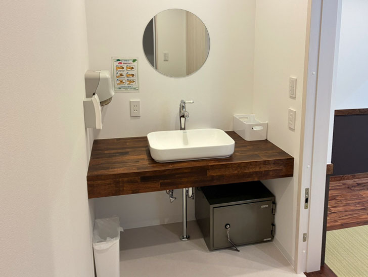 小さなお葬式 新潟小針南台ホール化粧室