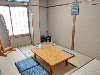 小さなお葬式 びわこ大橋ホールご住職様控え室