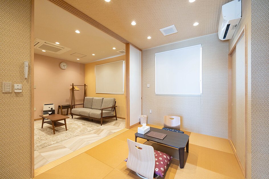 小さなお葬式 大東南津の辺ホール親族控室