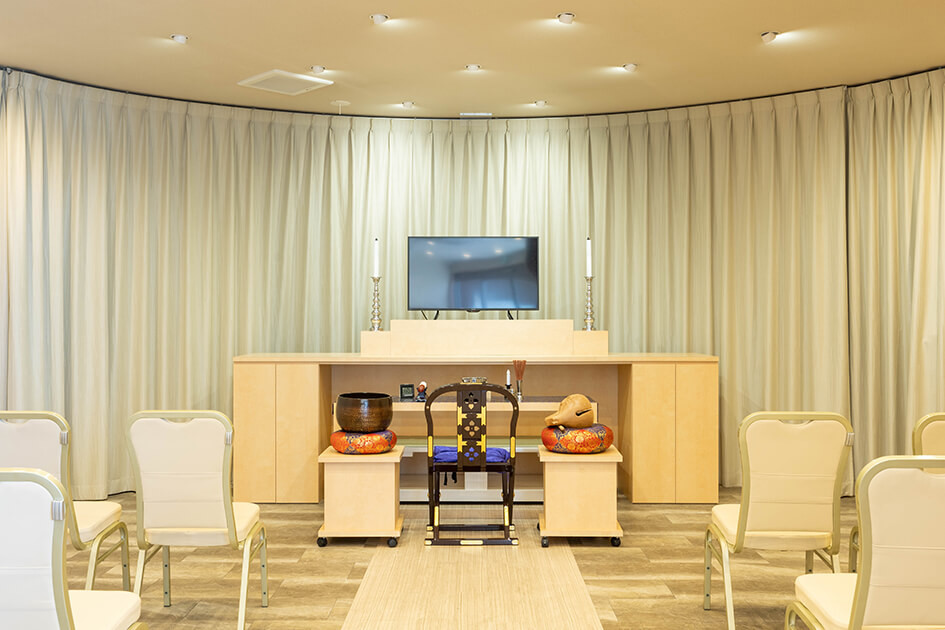 小さなお葬式 大東南津の辺ホール祭壇