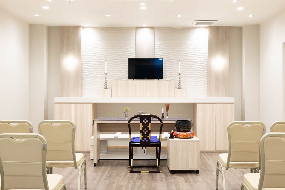 小さなお葬式 江坂ホール祭壇