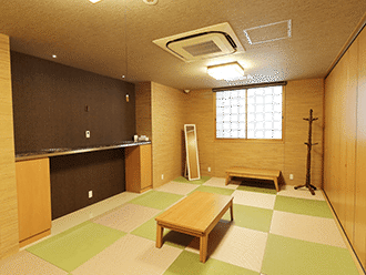 小さなお葬式 枚方伊加賀ホールご親族様控え室