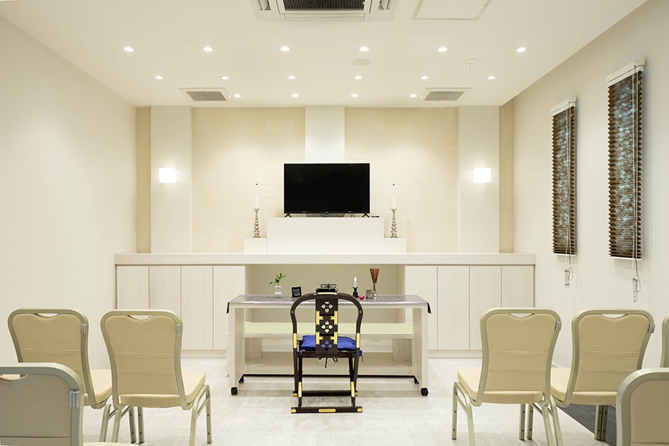 小さなお葬式 茨木学園南ホール祭壇