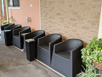 小さなお葬式 八尾志紀町ホール喫煙所