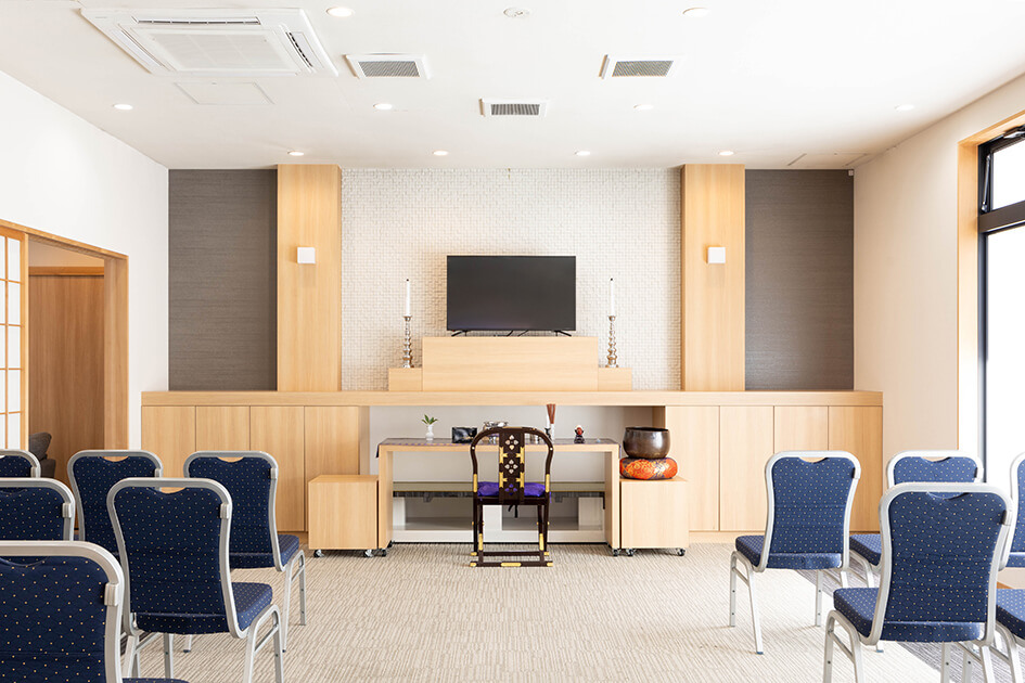 小さなお葬式 沢良宜ホール祭壇