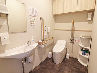 小さなお葬式 八尾青山ホールバリアフリー対応トイレ