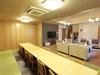 小さなお葬式 枚方伊加賀ホール食事室
