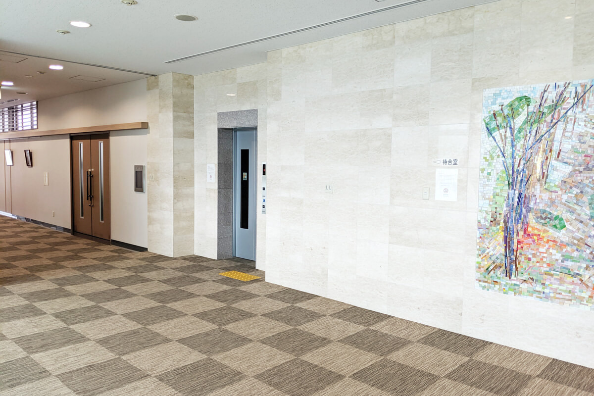 枚方市立やすらぎの杜式場内