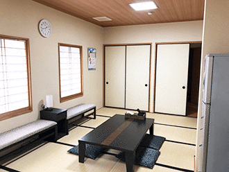小さなお葬式 城陽平川ホールご親族様控え室