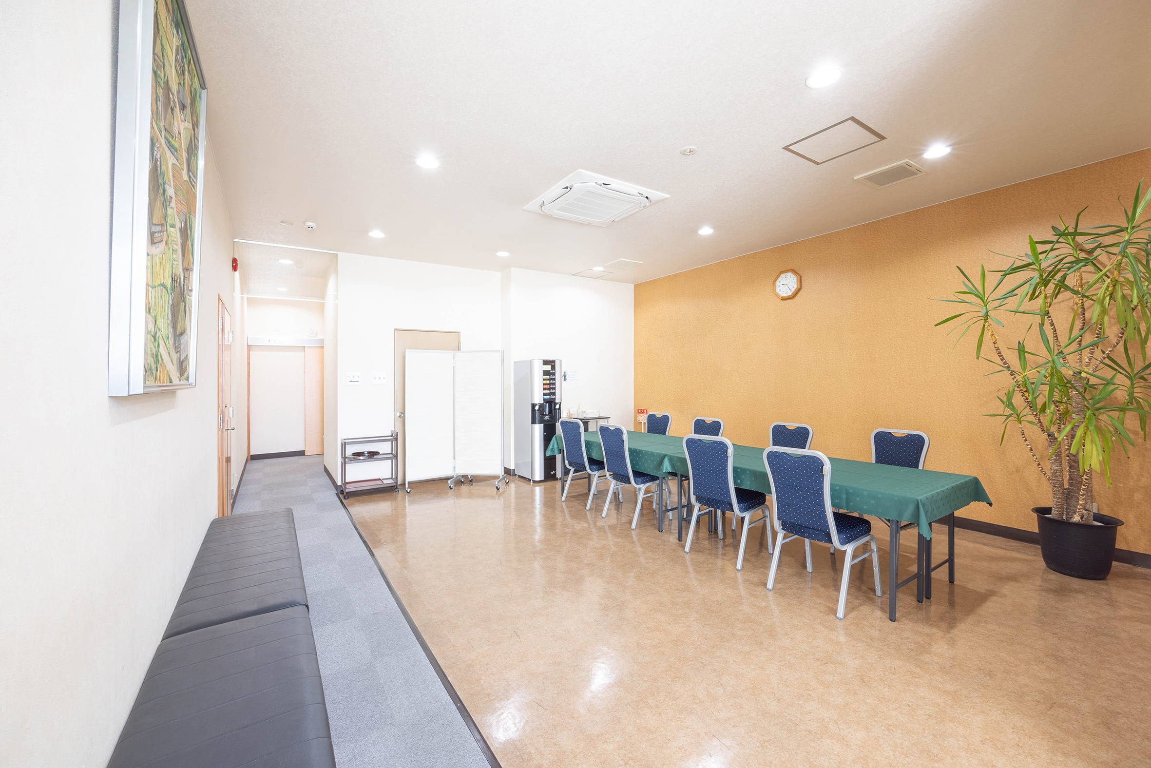 亀岡駅前ホール親族控室