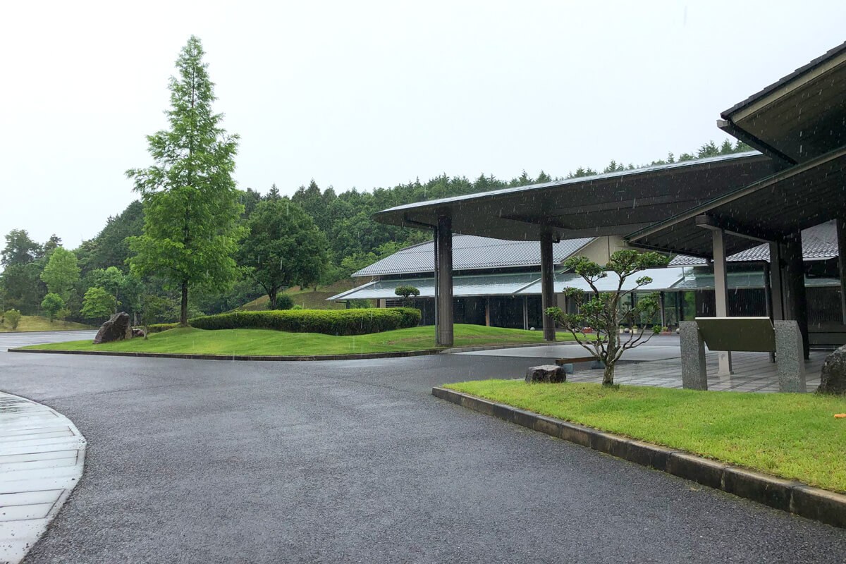甲賀斎苑外観