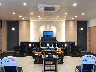 小さなお葬式 草津やばせ中央ホール祭壇