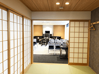 小さなお葬式 守山ホールご親族様控え室