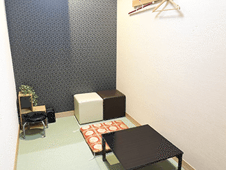 向日上植野ホールご住職様控え室