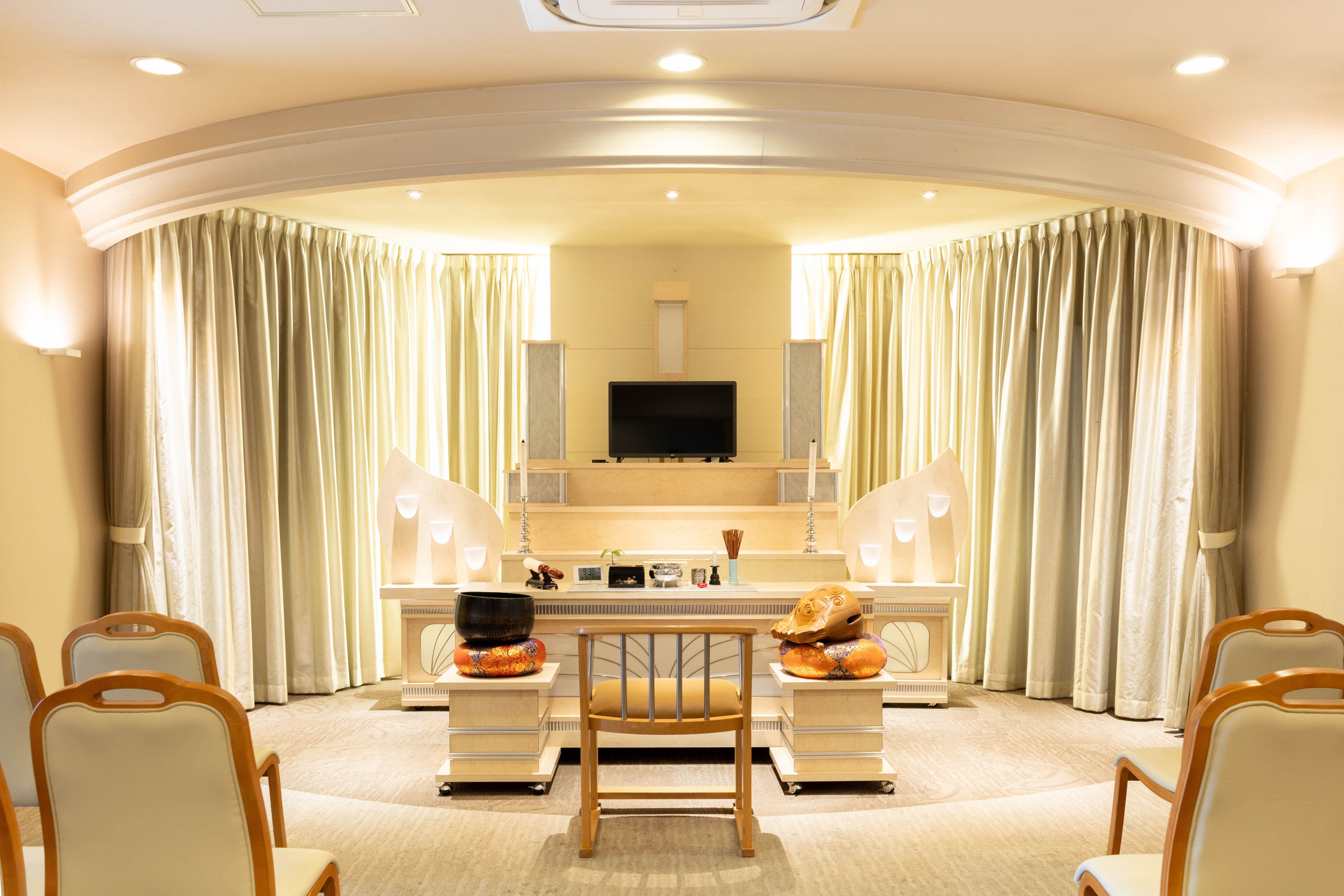 小さなお葬式 高槻ホール祭壇