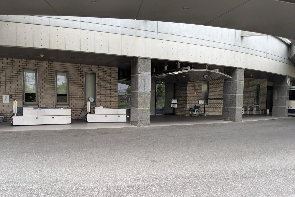 八尾市立斎場外観