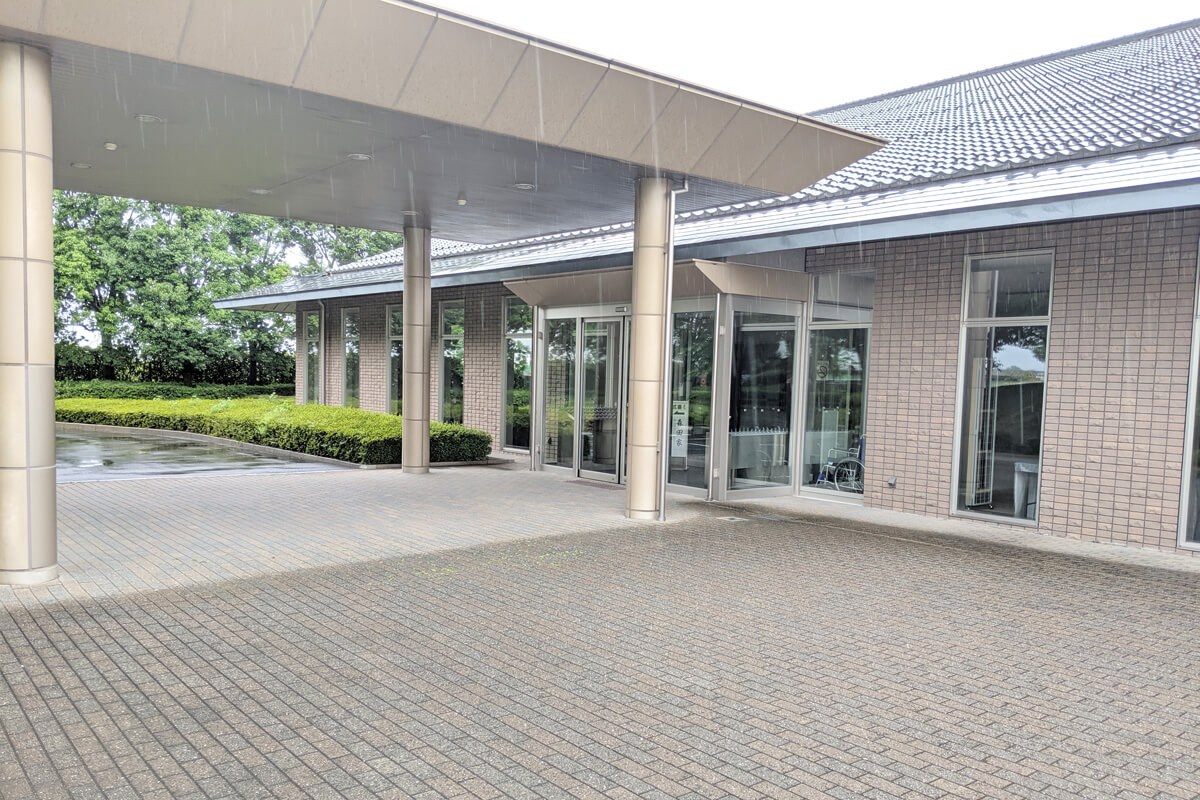 野洲川斎苑外観