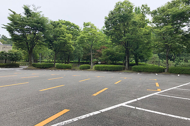 京都市中央斎場駐車場